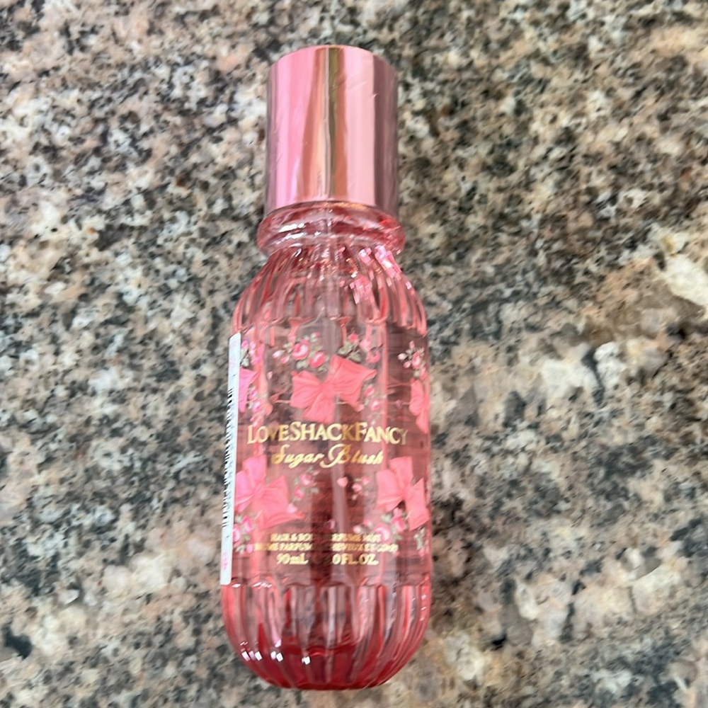 LoveShackFancy •Stanley x Target Valentine’s Day Bundle 💕 - Picture 4 of 6